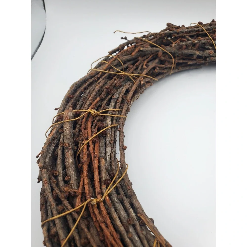 Homemade Wreath (Real Branches) - Decorate to make your own rustic creation